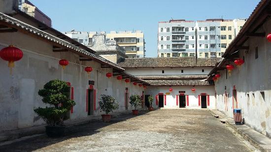 Crane Lake Hakka Village